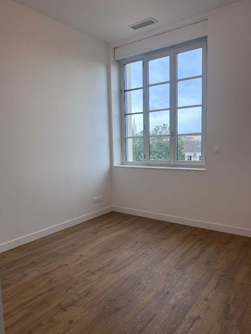 Photo APPARTEMENT T3 CENTRE VILLE LIBOURNE image 4/6