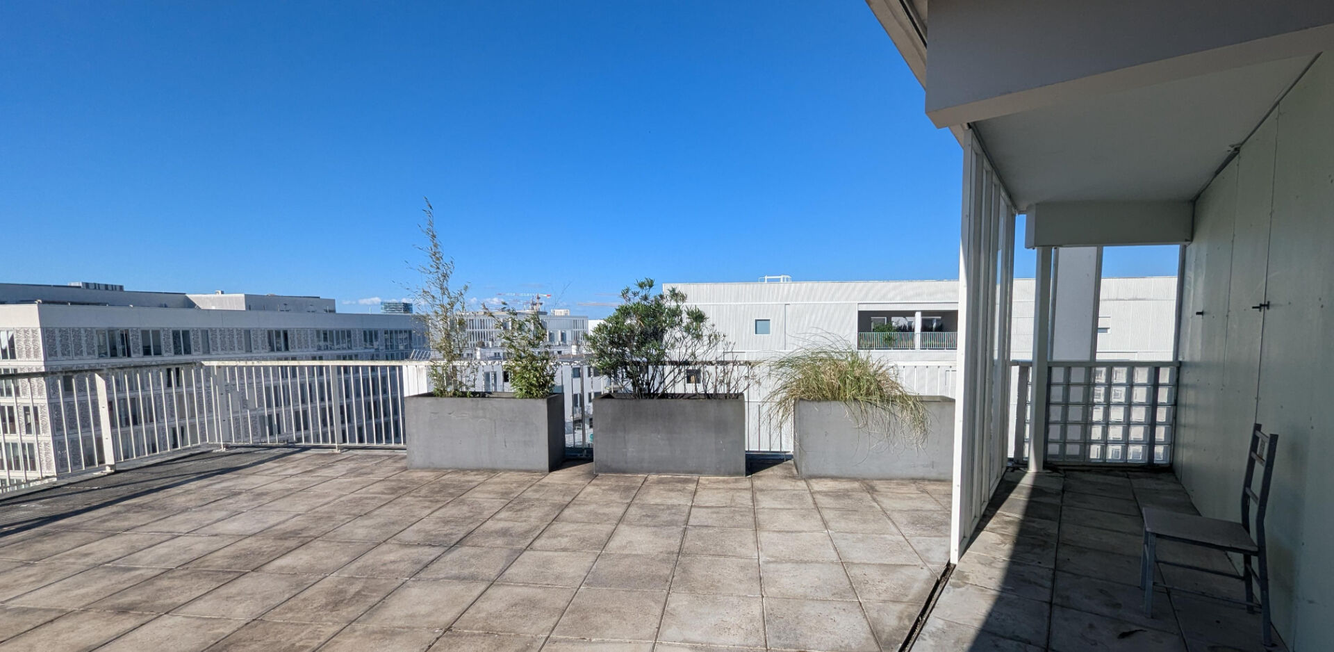 Photo A vendre T3 et très grande terrasse image 2/6