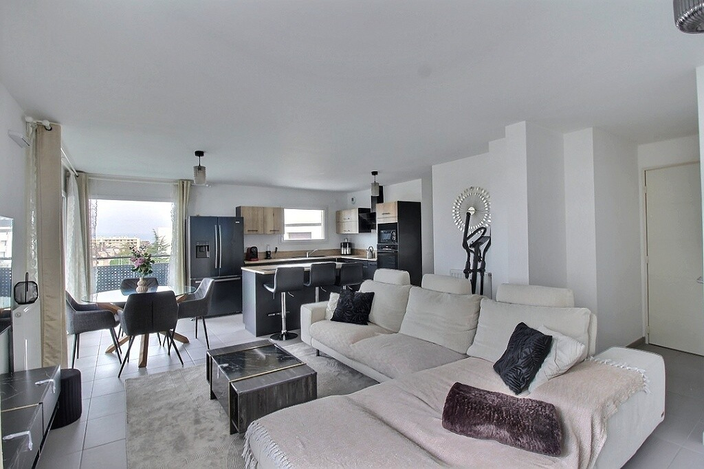 Photo Appartement Thonon Les Bains 3 pièce(s) 81,01 m2 image 1/6