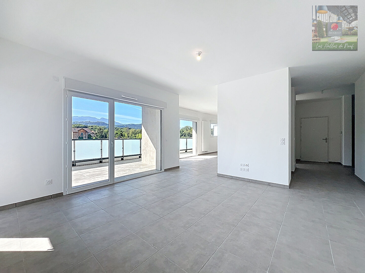 Photo Thonon Les Bains - Appartement T4 . image 4/6