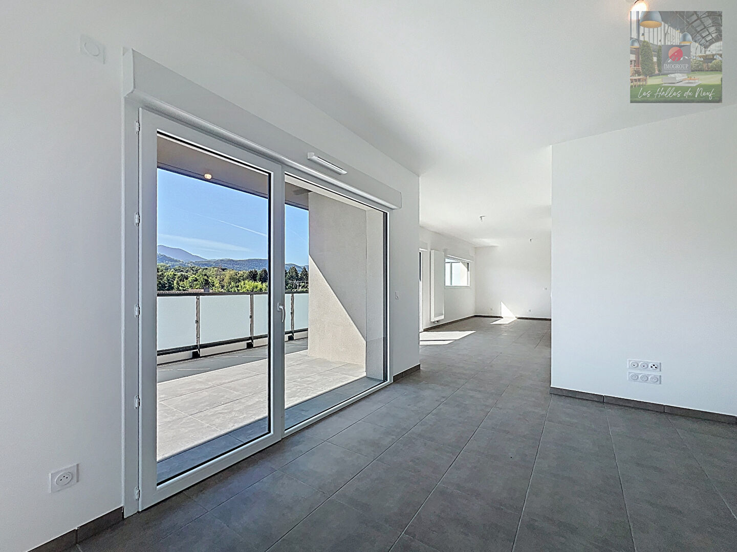 Photo Thonon Les Bains - Appartement T4 . image 5/6