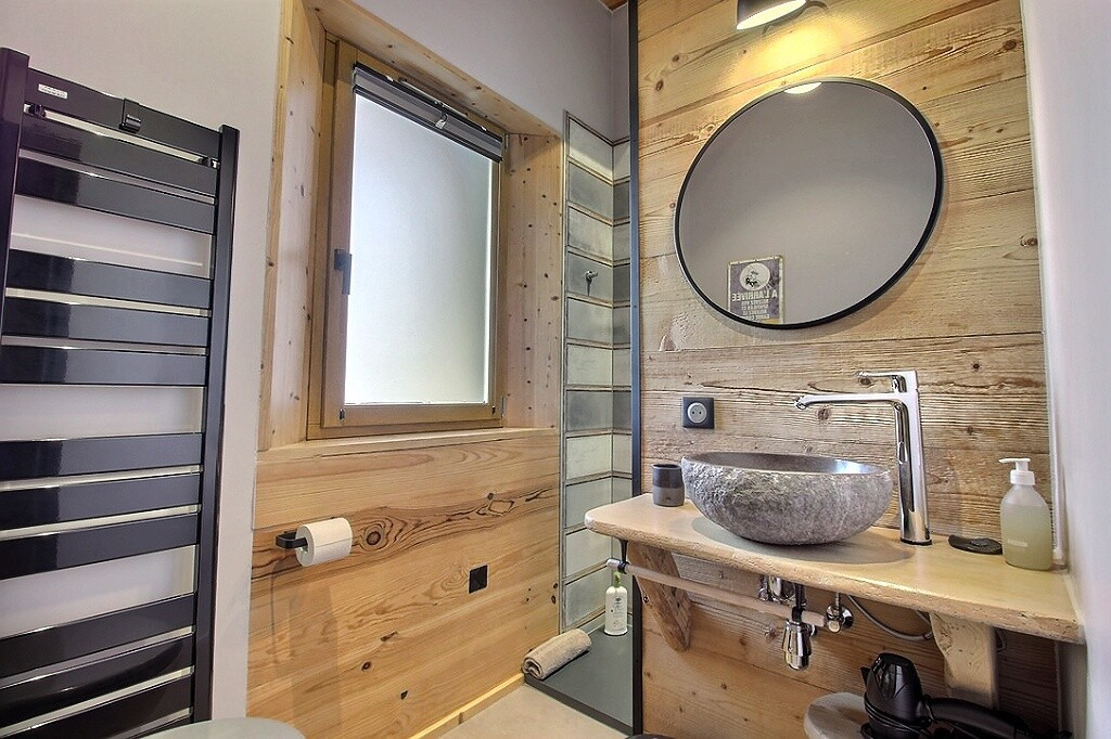 Photo Thollon-les-Mémises - Propriété de caractère image 4/6