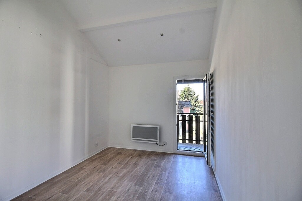 Photo Thonon-les-Bains  Duplex T4 avec garage  84,22 m² Carrez (111,76 m² au sol) image 4/6
