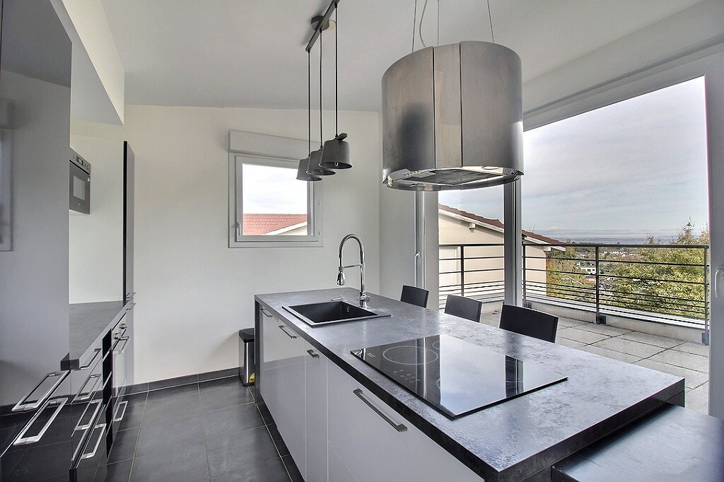 Appartement  3 pièce(s) 75.81 m2