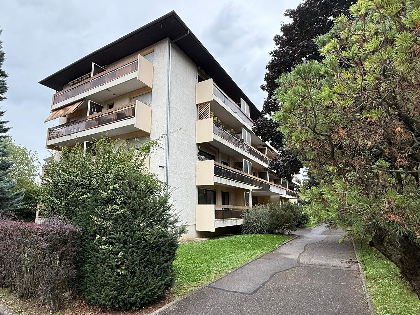 Appartement Ambilly 2 pièce(s) 48.40 m2