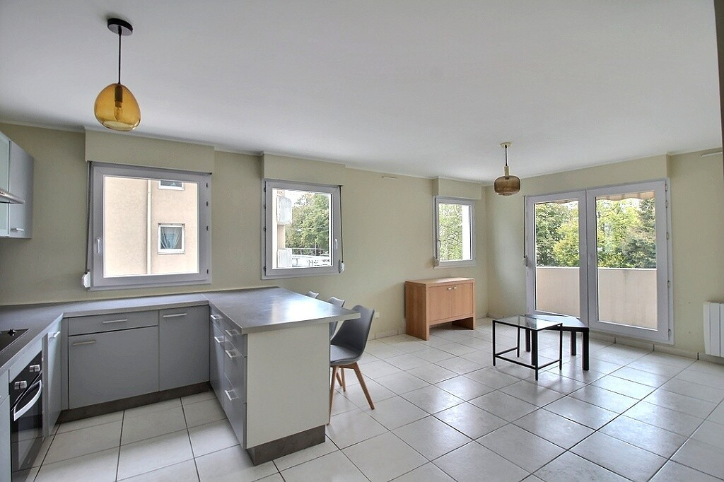 Appartement Thonon Les Bains 2 pièce(s) 46.90 m2