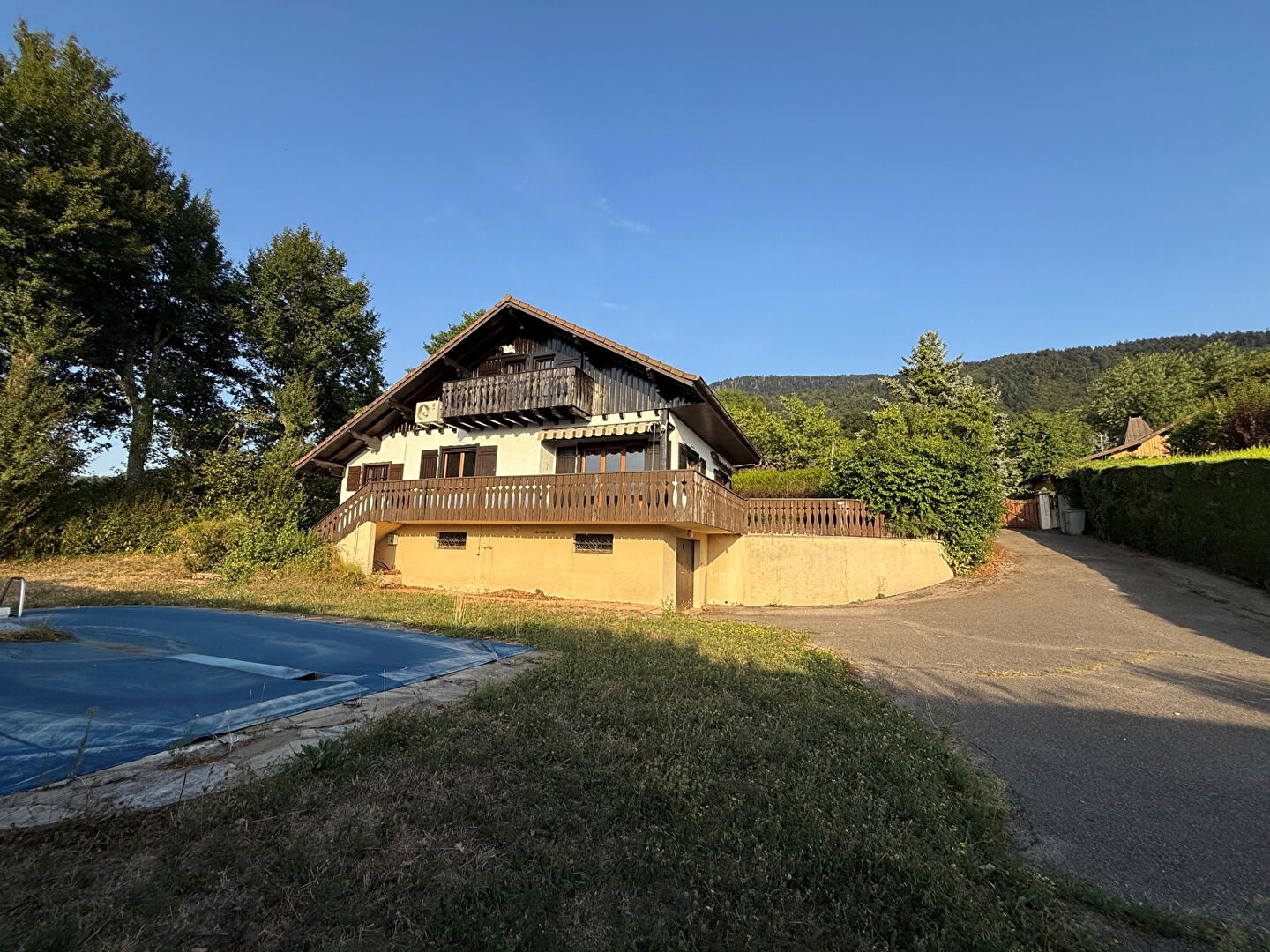 Maison 5 pièces 100 m² · à Saint-Cergues · 100 m² · 495 000 €