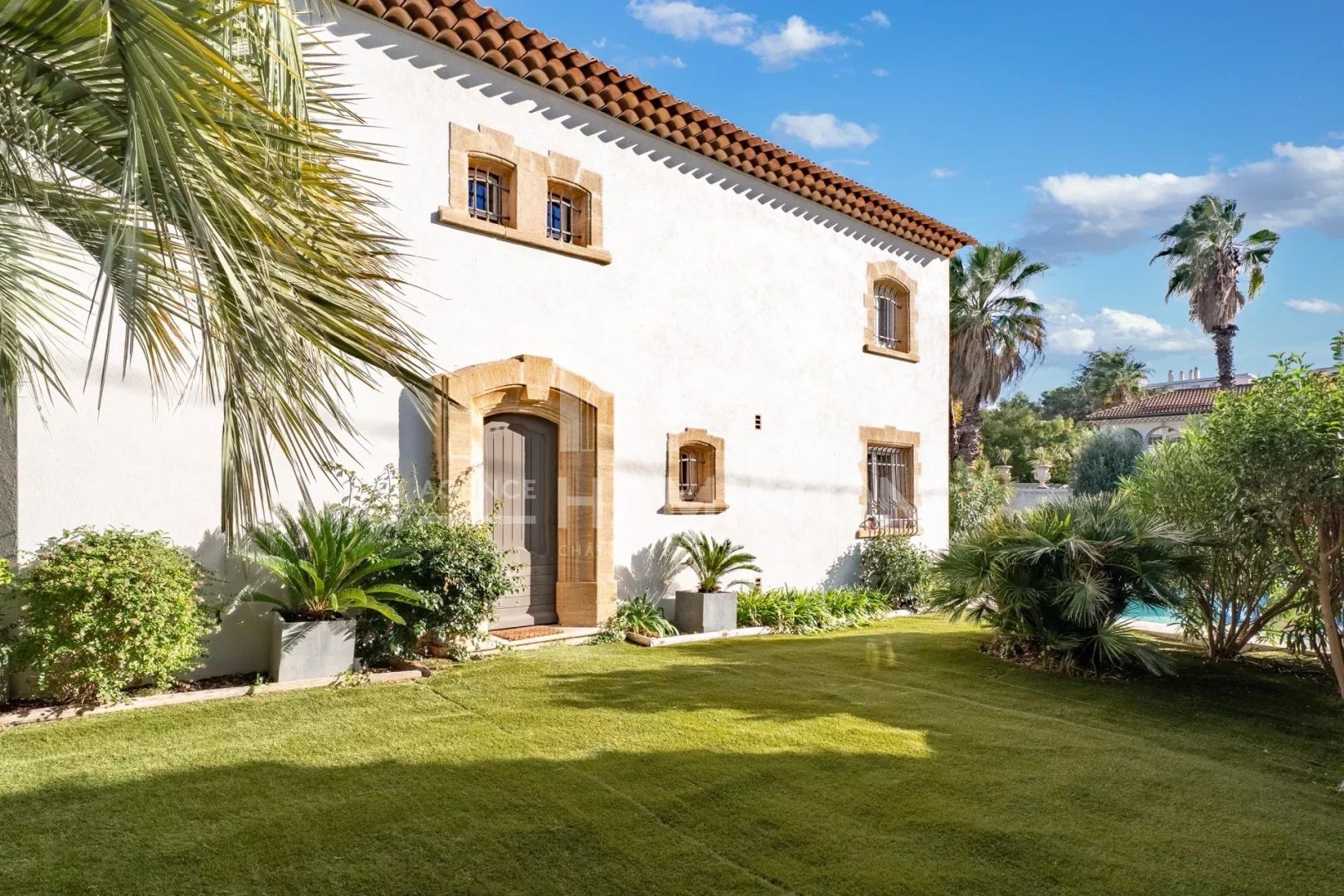 Agence immobilière de AGENCE HAMILTON VALBONNE