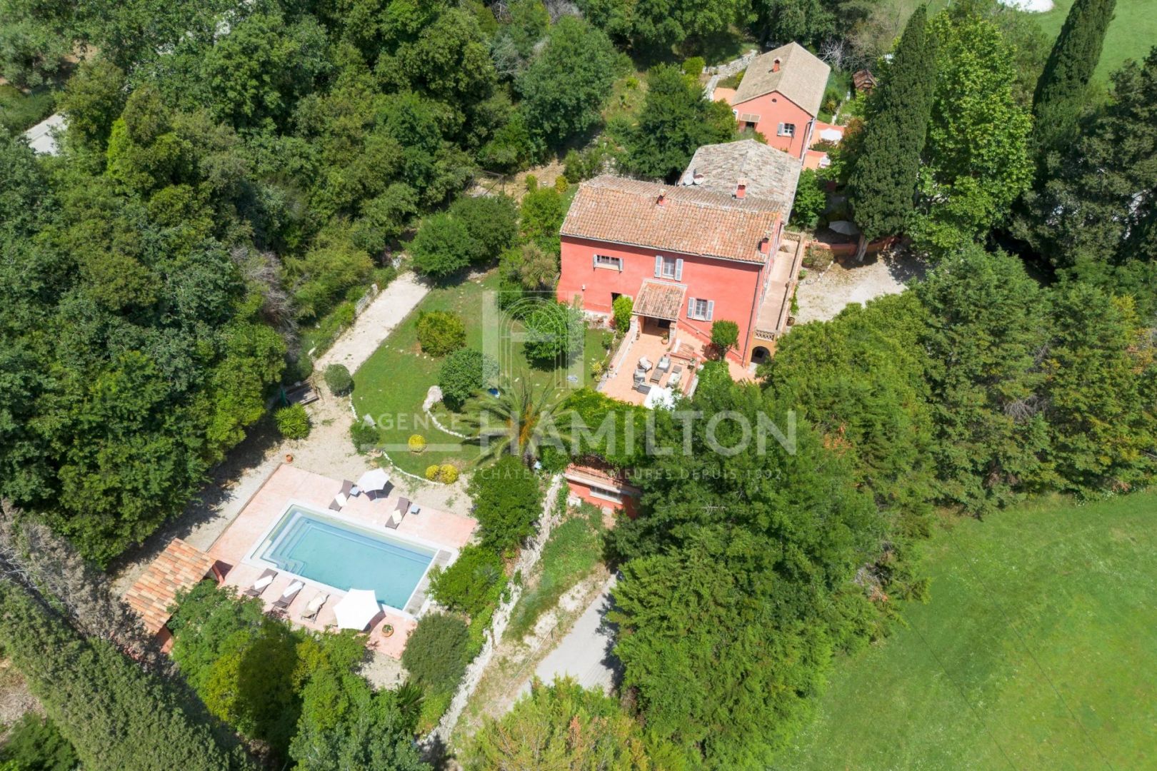 Agence immobilière de AGENCE HAMILTON VALBONNE