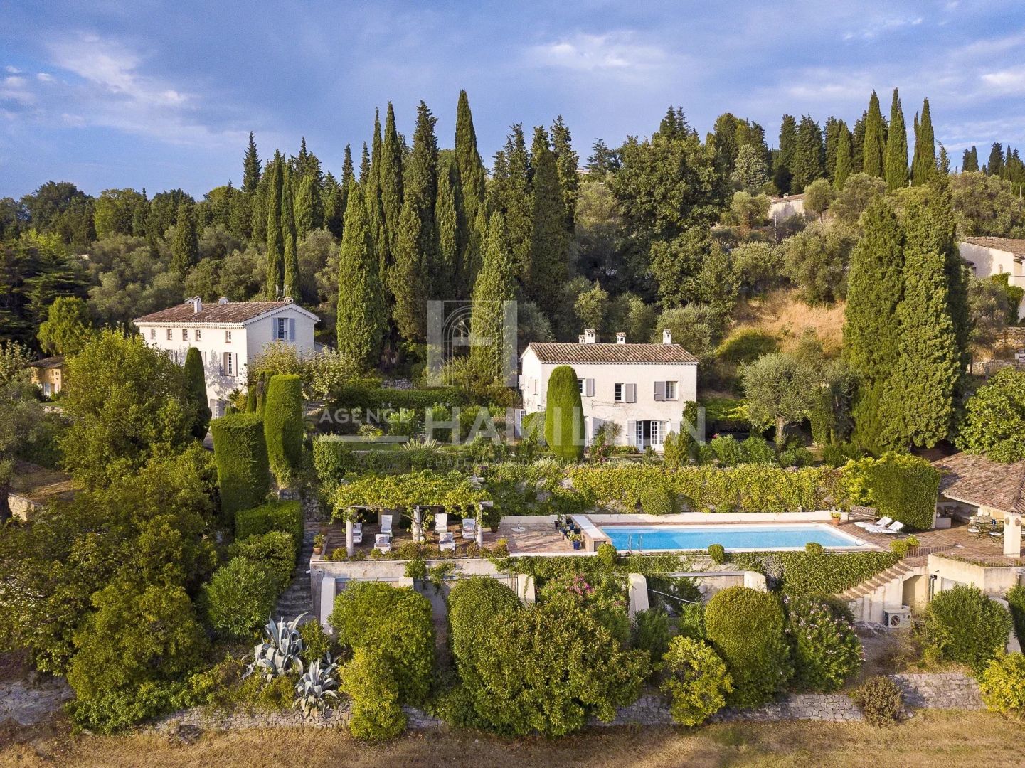 Agence immobilière de AGENCE HAMILTON VALBONNE