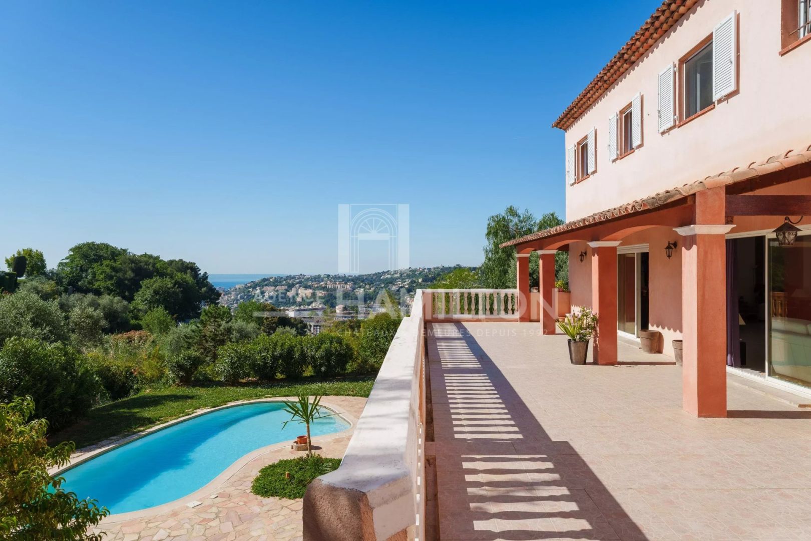 Agence immobilière de AGENCE HAMILTON VALBONNE