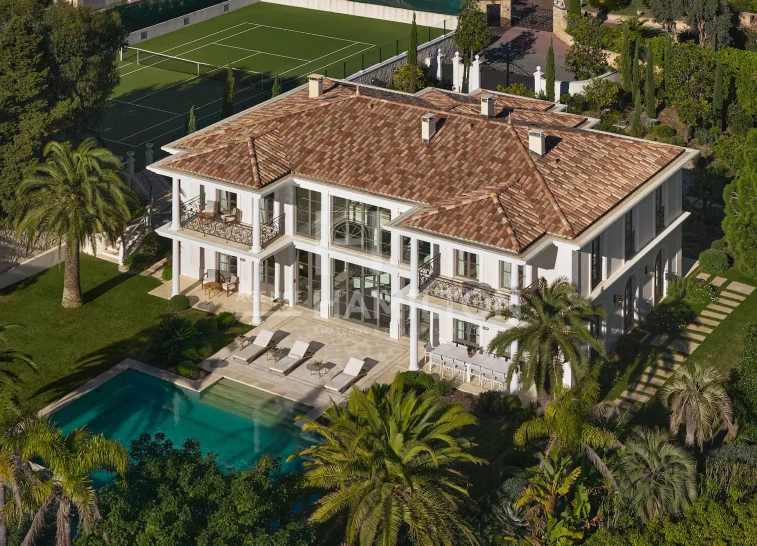 Agence immobilière de AGENCE HAMILTON VALBONNE