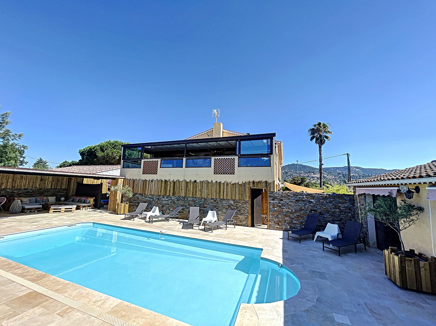 Photo Maison avec 4 logements image 2/6