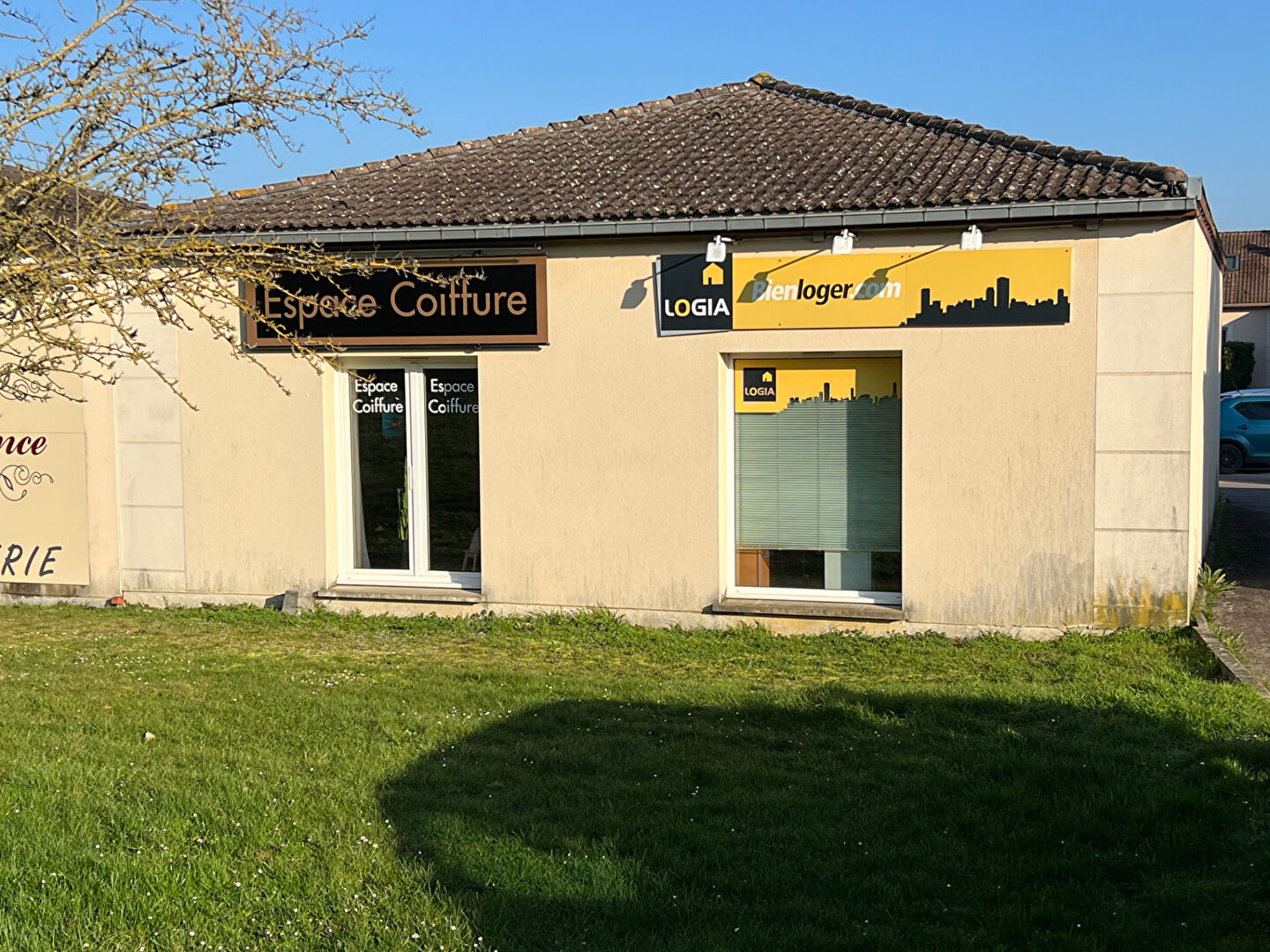 Local commercial Velaine En Haye