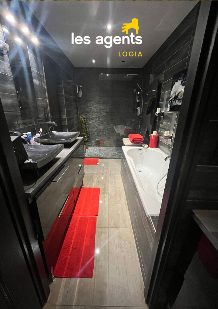 Maison Rembercourt Sur Mad 7 pièce(s) 320 m2