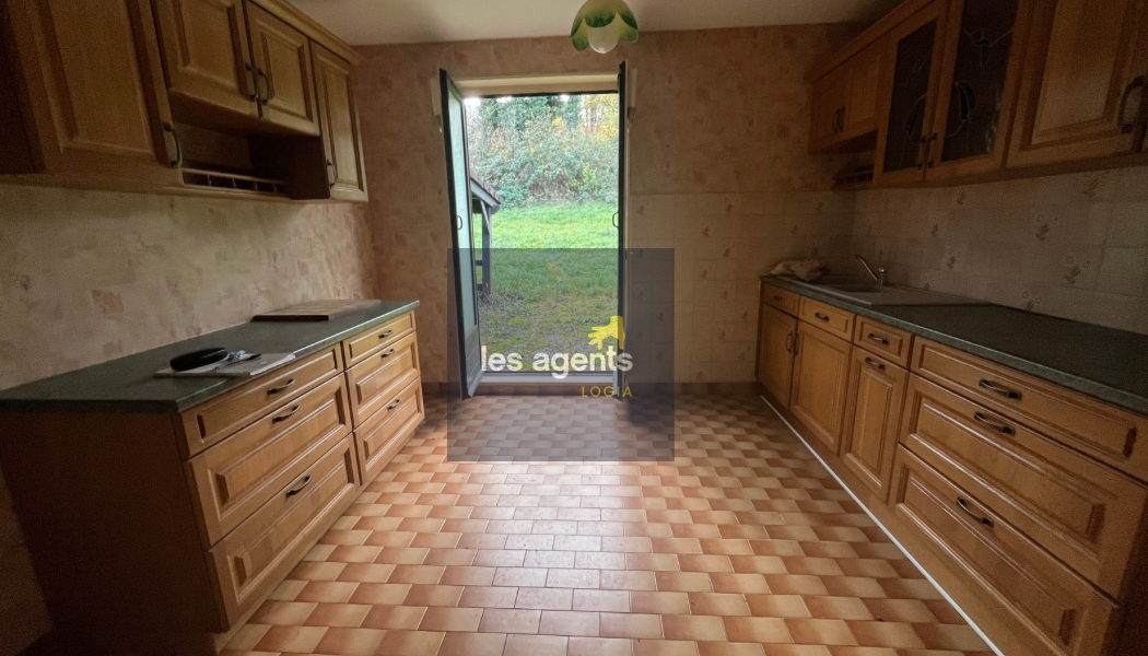 Corps de Ferme Conflans en Jarnisy 10 pièce(s) 250 m2