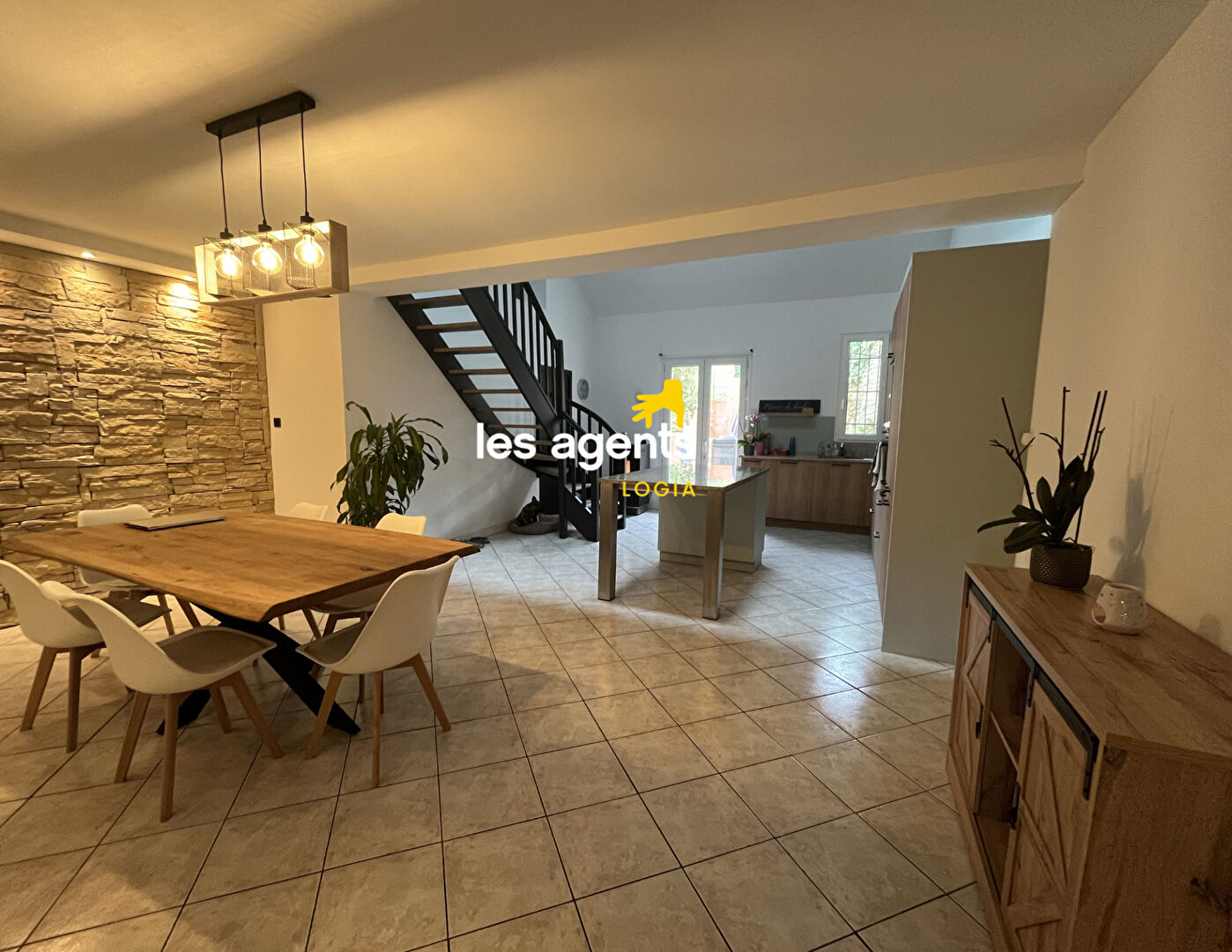 Maison Hatrize 7 pièce(s) 200 m2