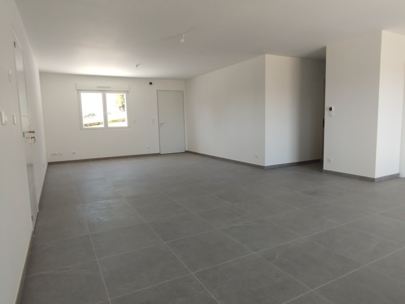 Maison  4 pièce(s) 93 m2