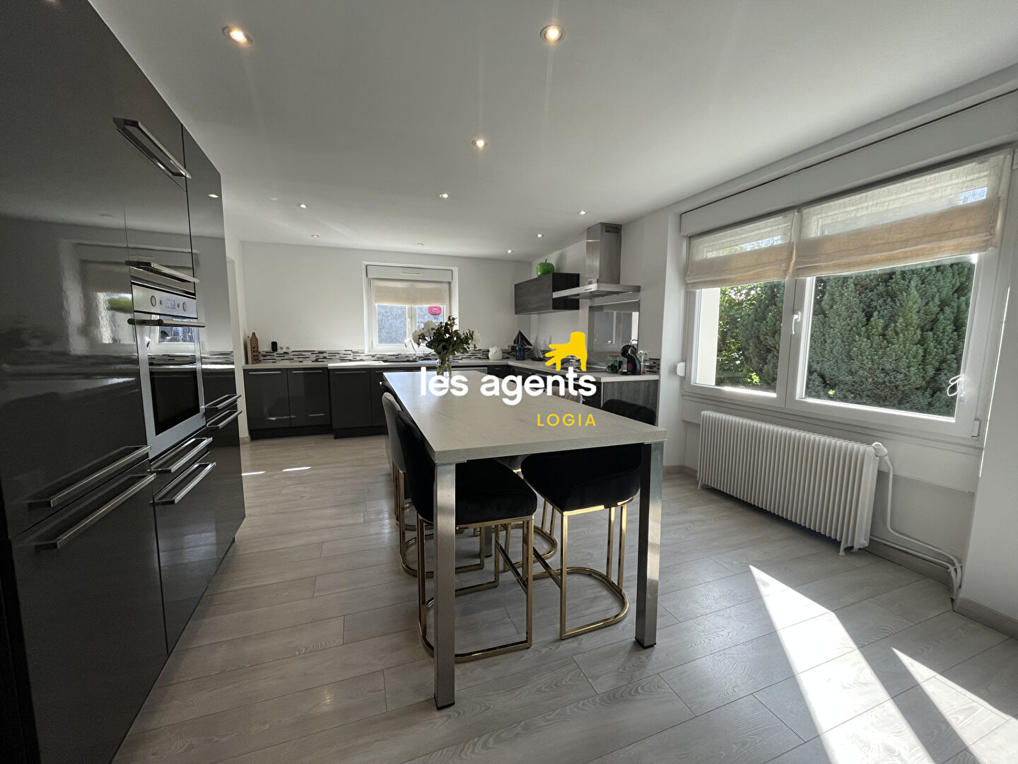 Maison Briey 7 pièce(s) 210 m2