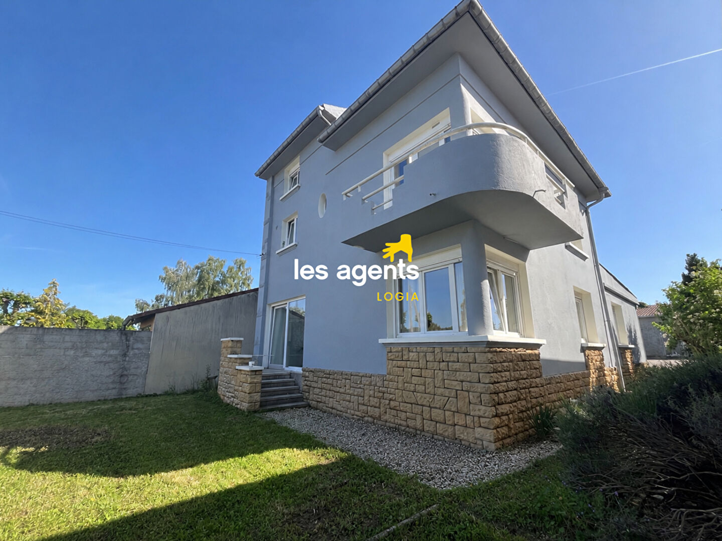 Maison Briey 7 pièce(s) 210 m2