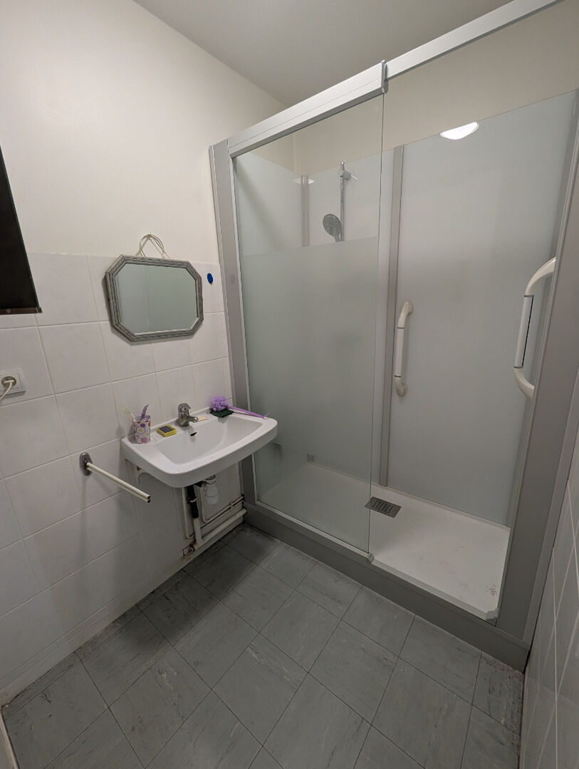 Photo T4 - Saint-Priest Menival image 6/6