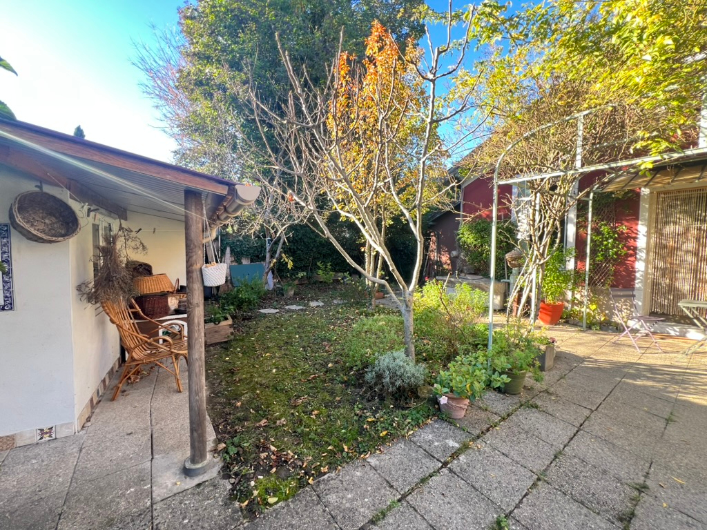 Photo Exclusivité - Maison de 90m2 - Vaulx-en-Velin Village image 3/6