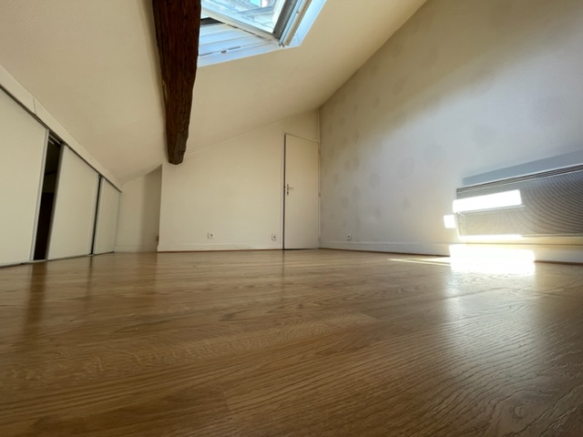 Photo VERSAILLES Appt  duplex 2 P 39.90 m² image 4/6
