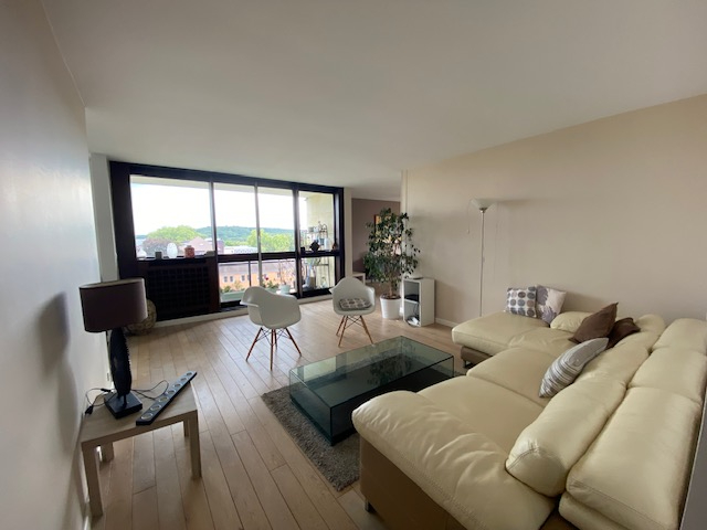 Agence immobilière de DEGUELT IMMOBILIER Versailles - DEGUELT IMMOBILIER VERSAILLES