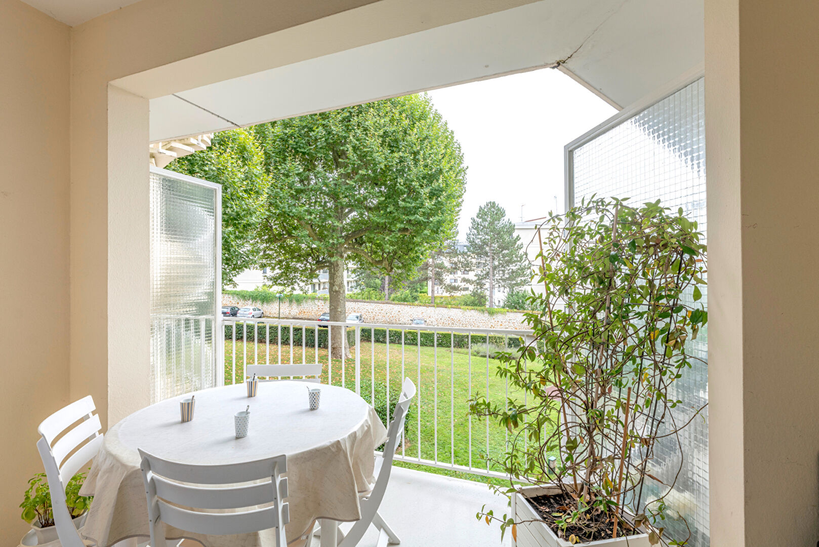 Agence immobilière de DEGUELT IMMOBILIER Versailles - DEGUELT IMMOBILIER VERSAILLES