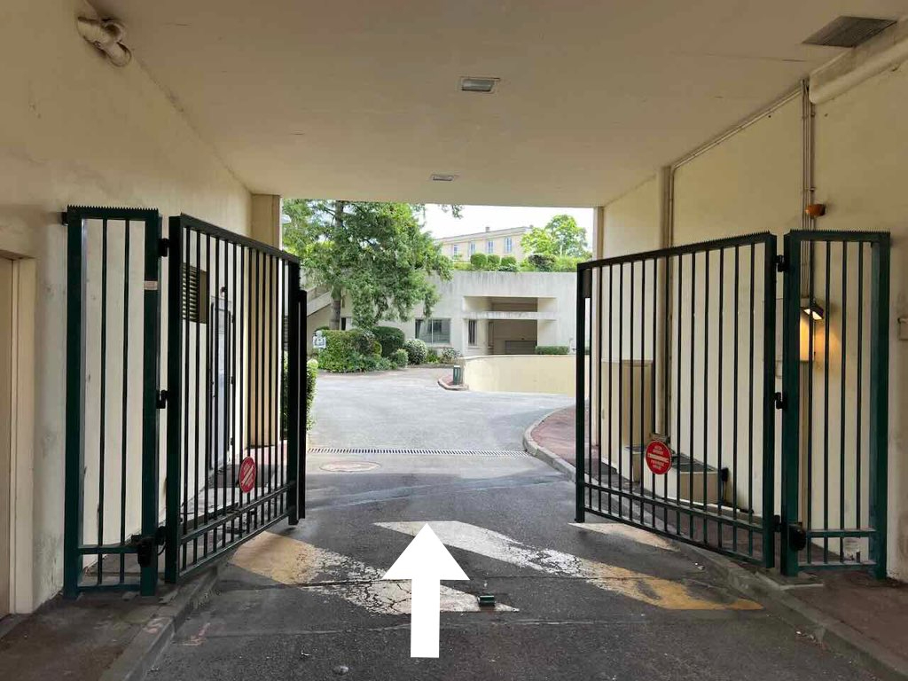 Photo Parking VERSAILLES image 3/5