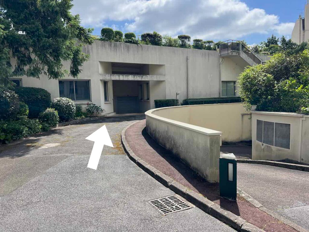 Photo Parking VERSAILLES image 4/5