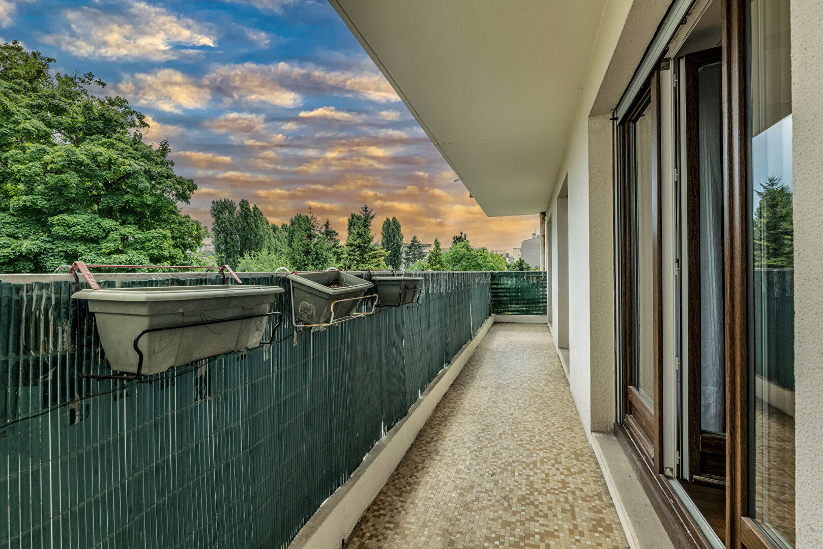Agence immobilière de DEGUELT IMMOBILIER Versailles - DEGUELT IMMOBILIER VERSAILLES