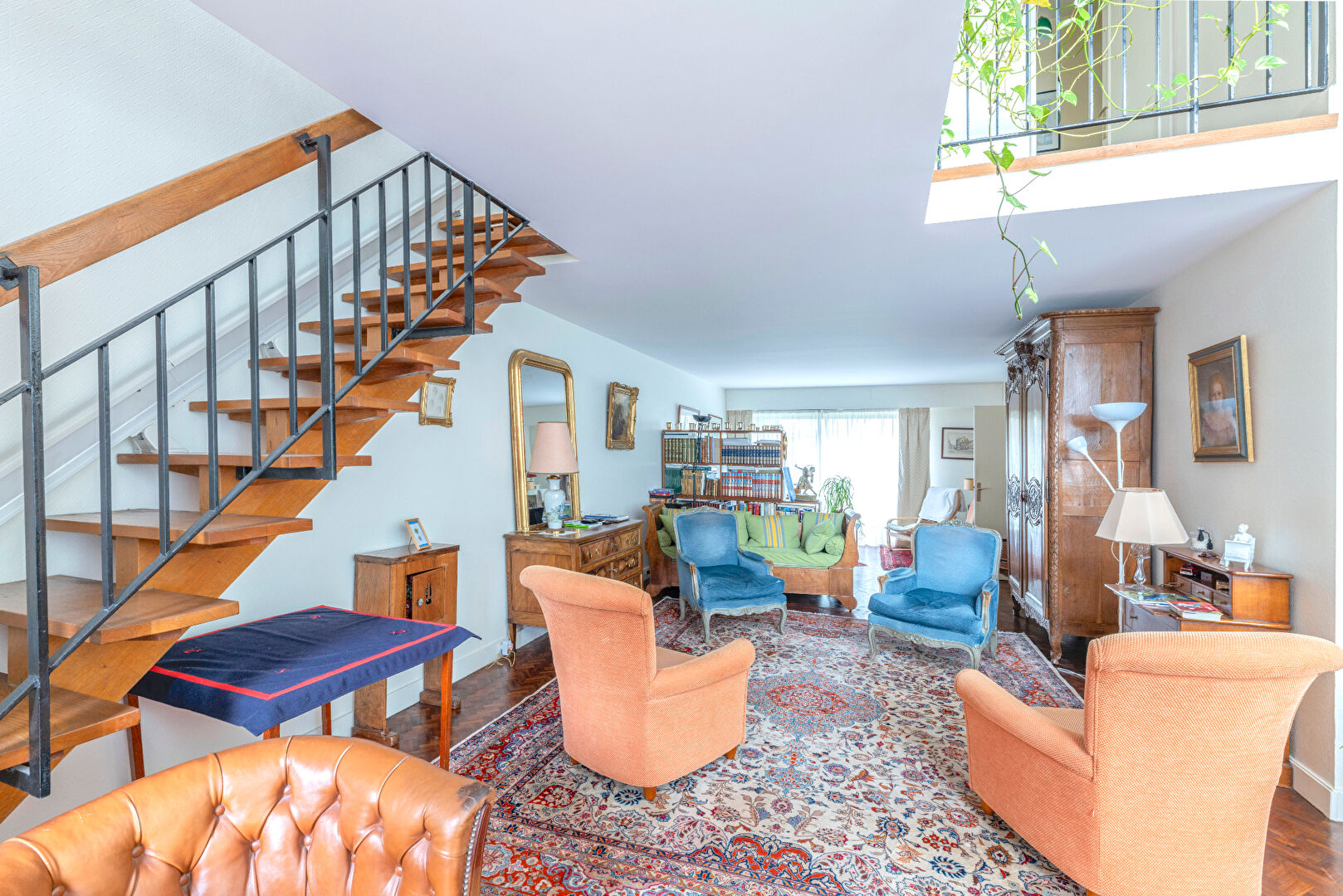 Agence immobilière de DEGUELT IMMOBILIER Versailles - DEGUELT IMMOBILIER VERSAILLES