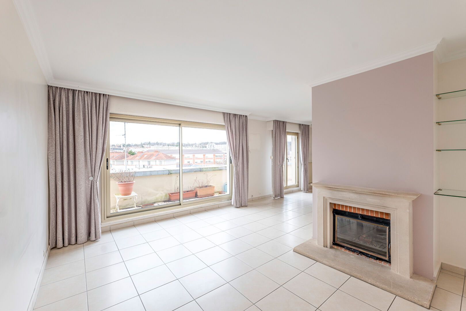 Agence immobilière de DEGUELT IMMOBILIER Versailles - DEGUELT IMMOBILIER VERSAILLES