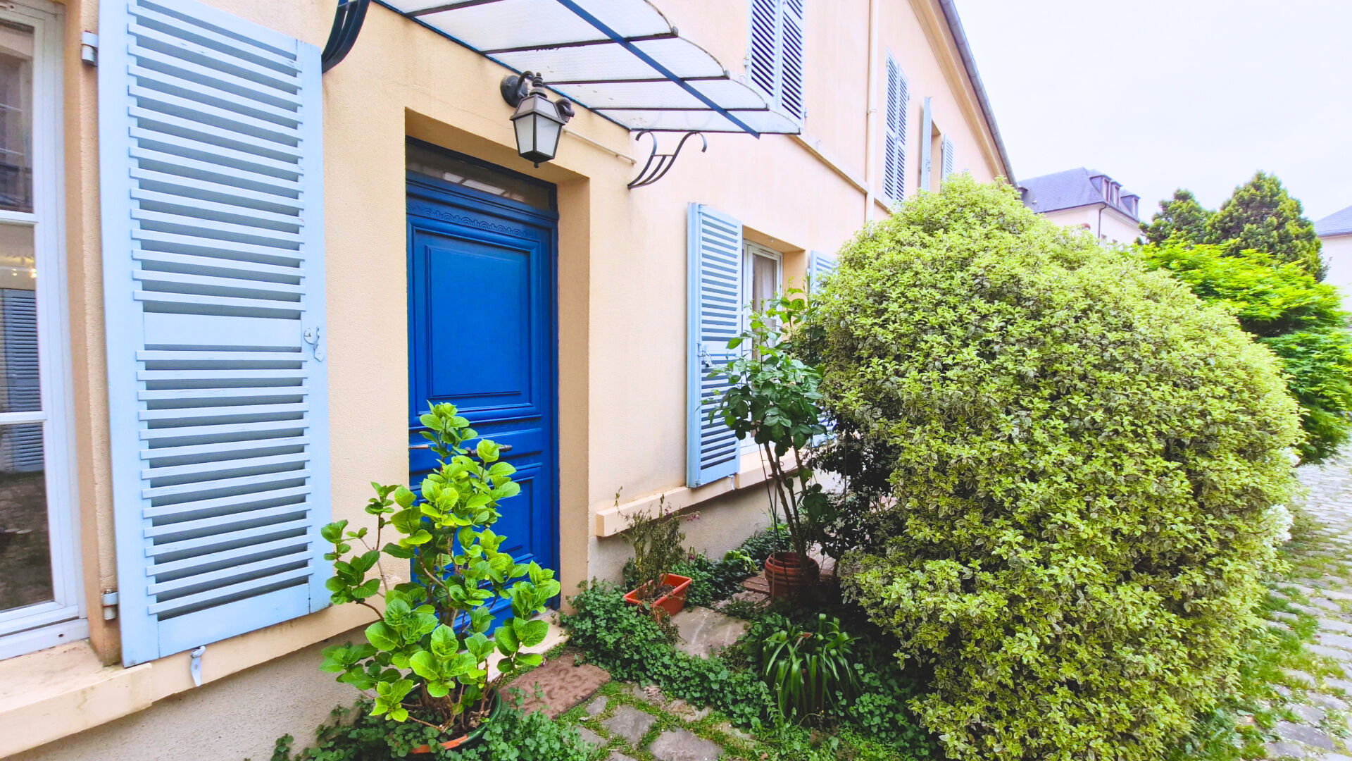 Agence immobilière de DEGUELT IMMOBILIER Versailles - DEGUELT IMMOBILIER VERSAILLES