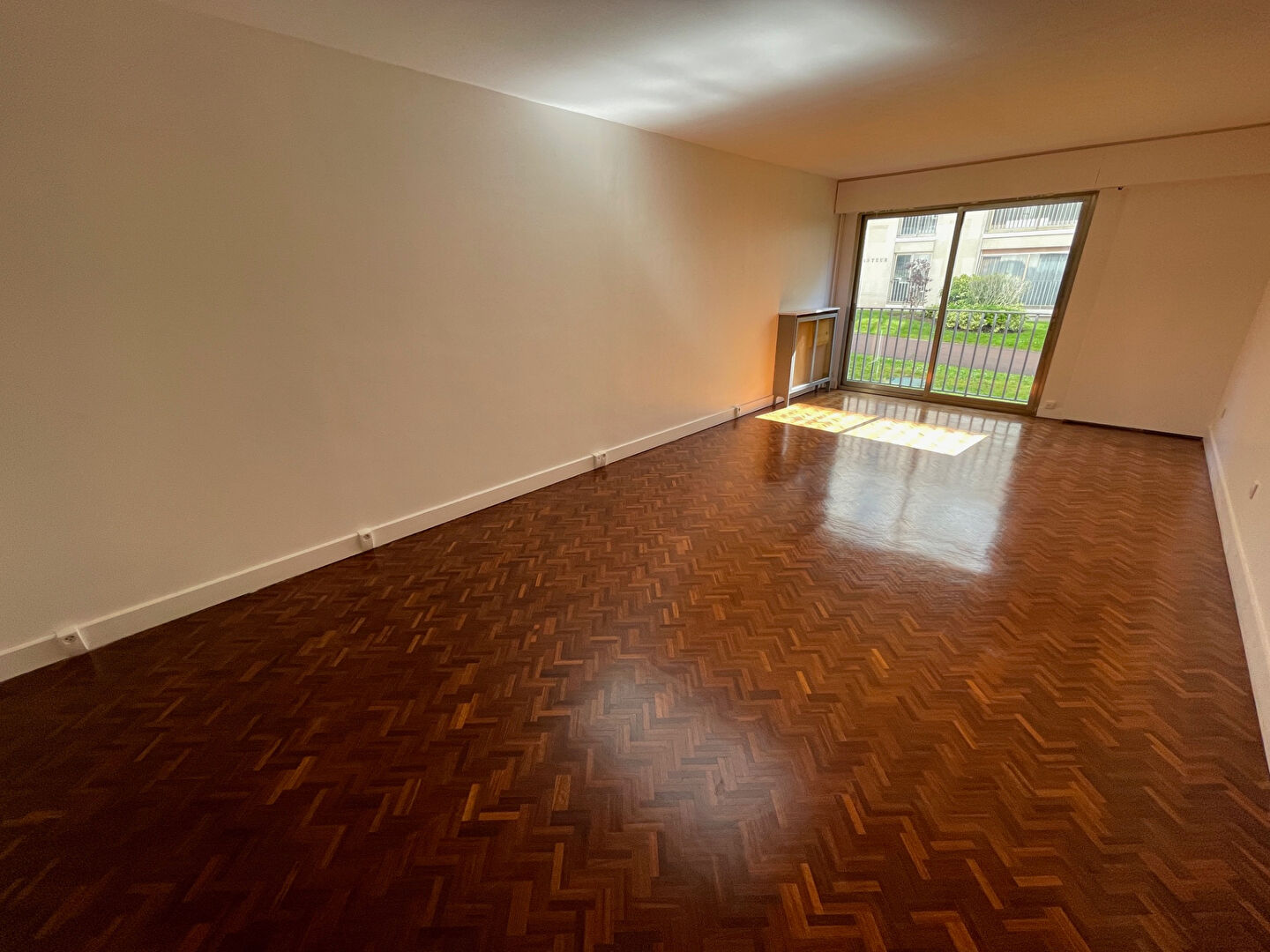 Agence immobilière de DEGUELT IMMOBILIER Versailles - DEGUELT IMMOBILIER VERSAILLES