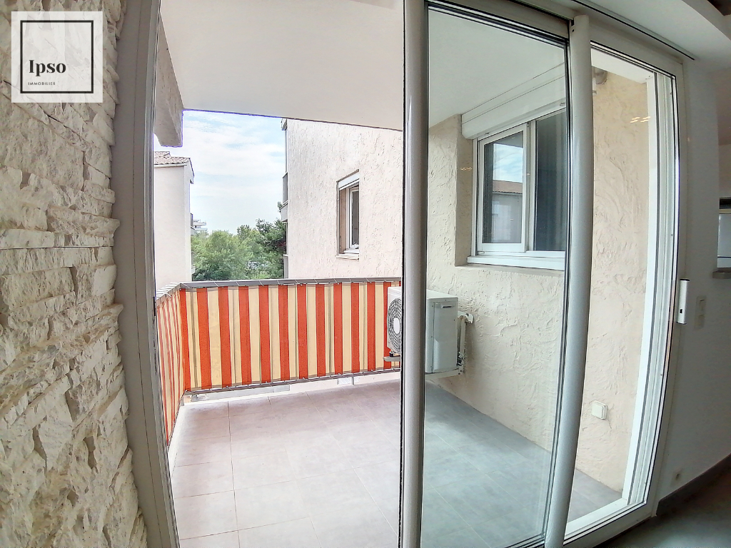 Photo Appartement  3 pièce 66 m²-GARAGE-plage-commerces image 3/6