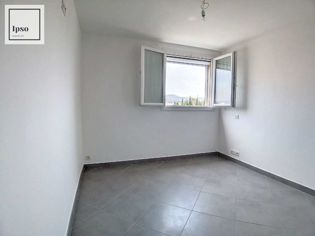 Photo Appartement  3 pièce 66 m²-GARAGE-plage-commerces image 6/6