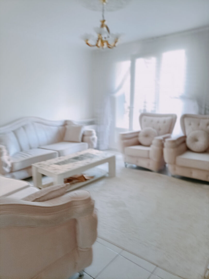 Photo Appartement  4 pièce(s) 73 m2 image 6/6