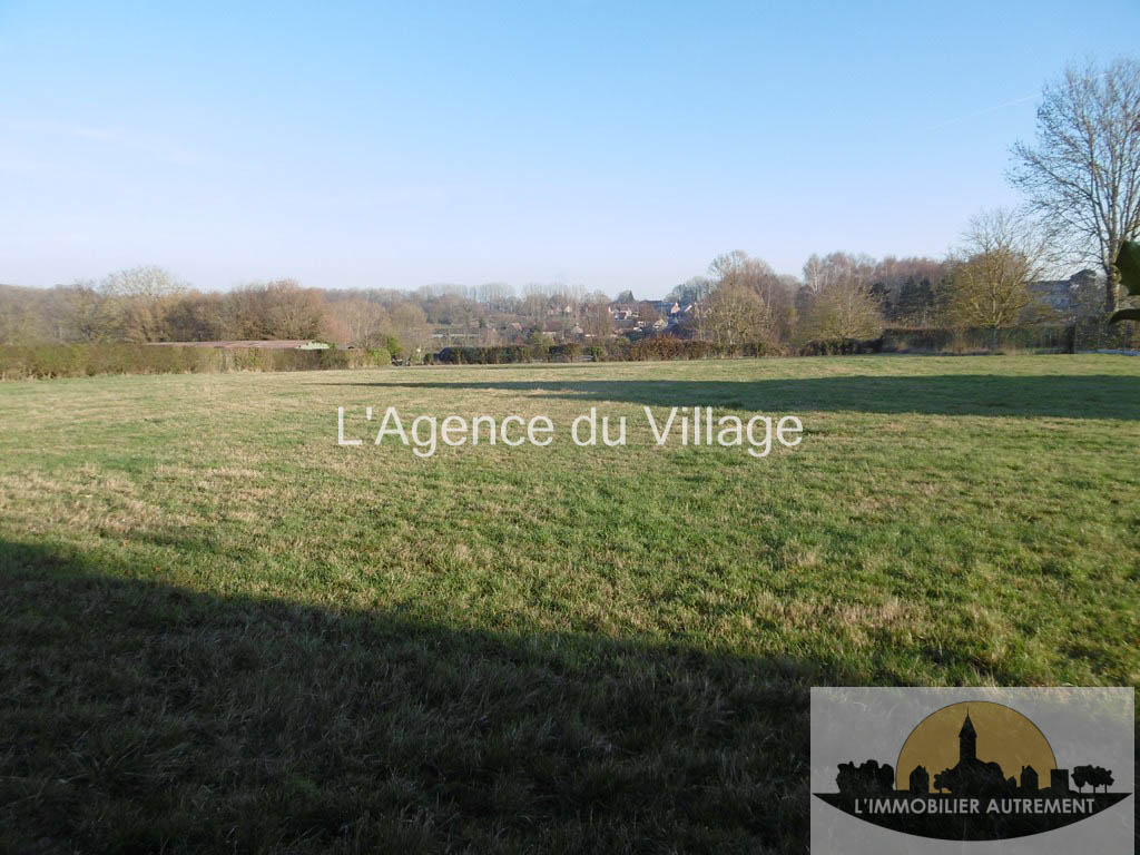 Photo AUNEUL - FACADE 20,43 METRES - TERRAIN -1345 m2 -  66 000 image 1/6