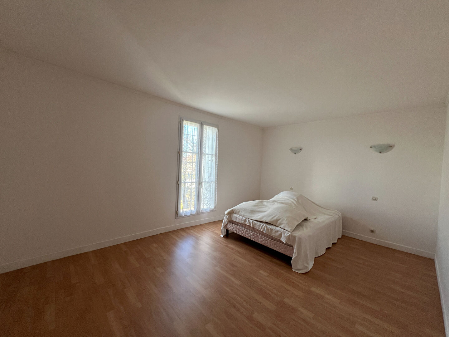 Photo Maison Longeville Sur Mer 4 pièce(s) 120 m2 image 5/6