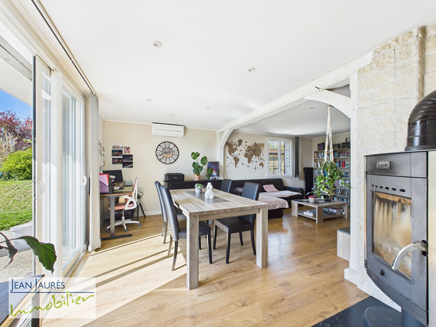 Photo Beau plain pied de 3 chambres, en excellent état image 5/6