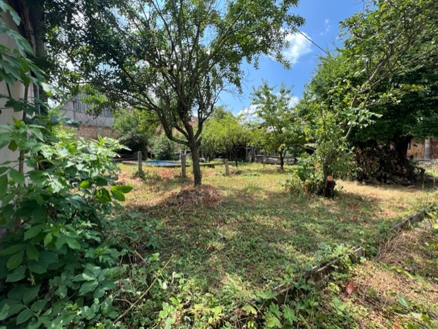 Photo Terrain constructible d'environ 535 m² image 4/4