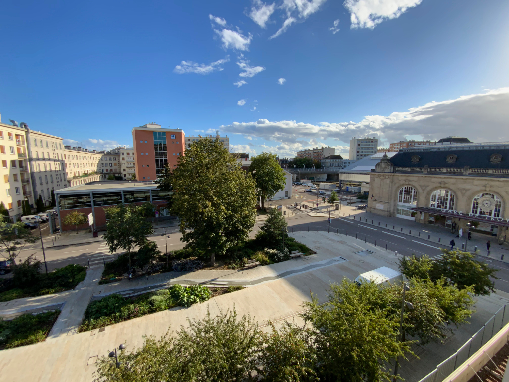 Photo CENTRE VILLE, AU PIED DE LA GARE, LOCAL PROFESSIONNEL DE DEUX PIECES DE 39M² image 3/6