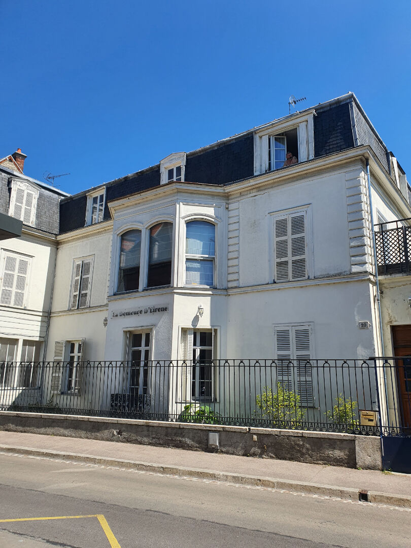 IMMEUBLE DE 12 LOTS, 511M² HAB, LOYER ANNUEL 64 000 , RENTABILITÉ 10%