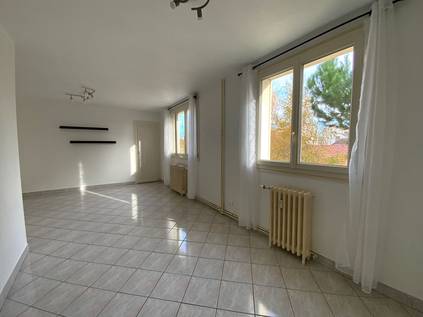 Photo AU PIED DU CENTRE VILLE, T4 DE 62M², IDÉAL COLOCATION, RENTABILITÉ POSSIBLE 10% image 4/6