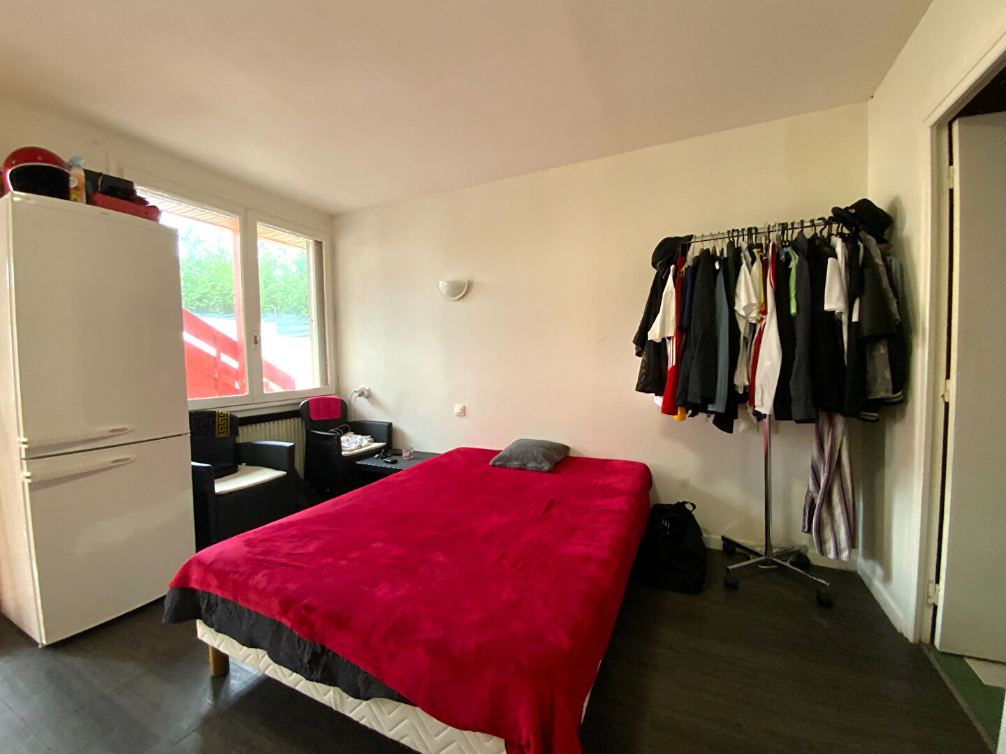 Photo SAINTE SAVINE, T1 DE 17M², PARKING COMMUN image 2/4