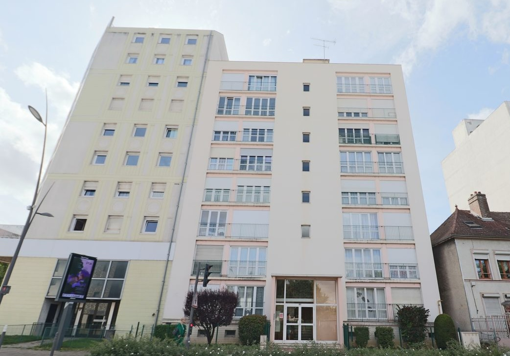 Photo A DEUX PAS DU CENTRE, APPARTMENT T4 TRAVERSANT DE 74M² image 2/6