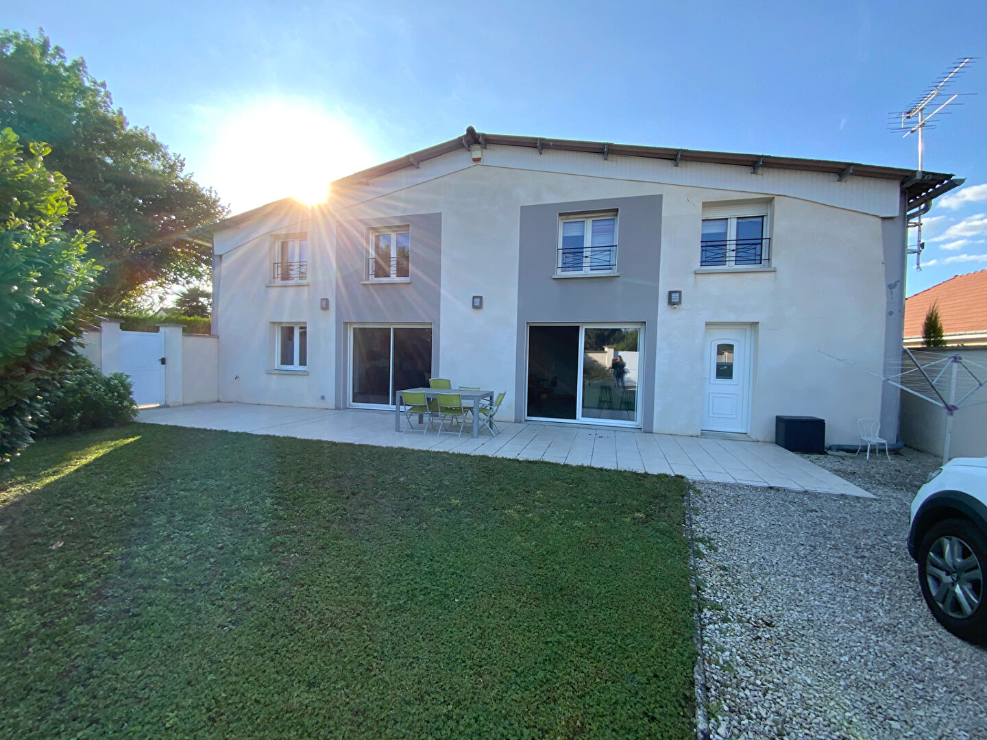 À Rosières-près-Troyes, Superbe duplex T6 de 150 m² avec jardin sans vis-à-vis !