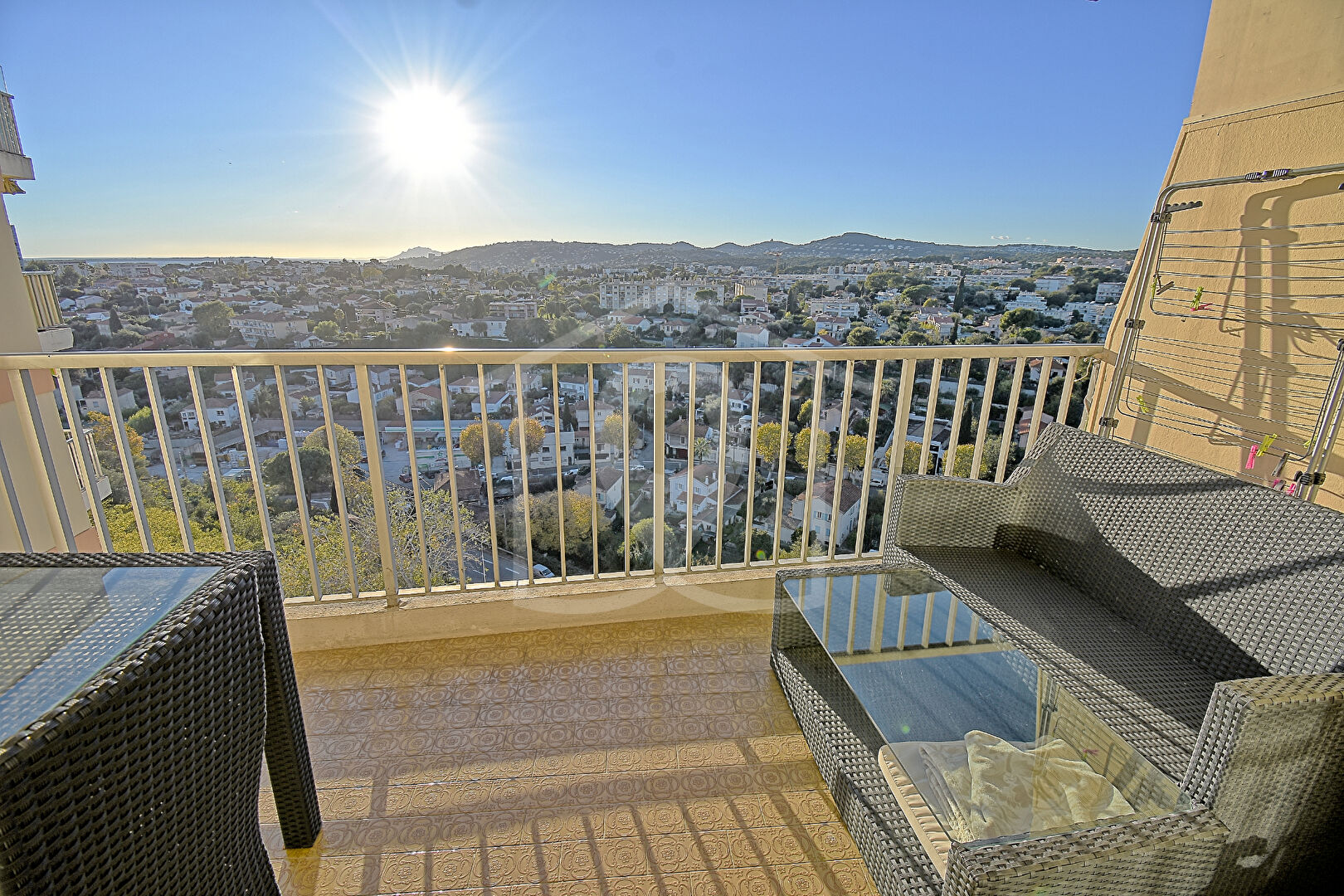 Studio Meublé avec terrasse - Vue panoramique